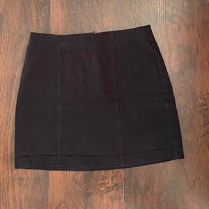 Forever 21 black skirt